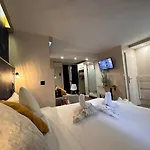 Nation Montmartre Hotel