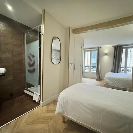 Hotel Nation Montmartre Parigi