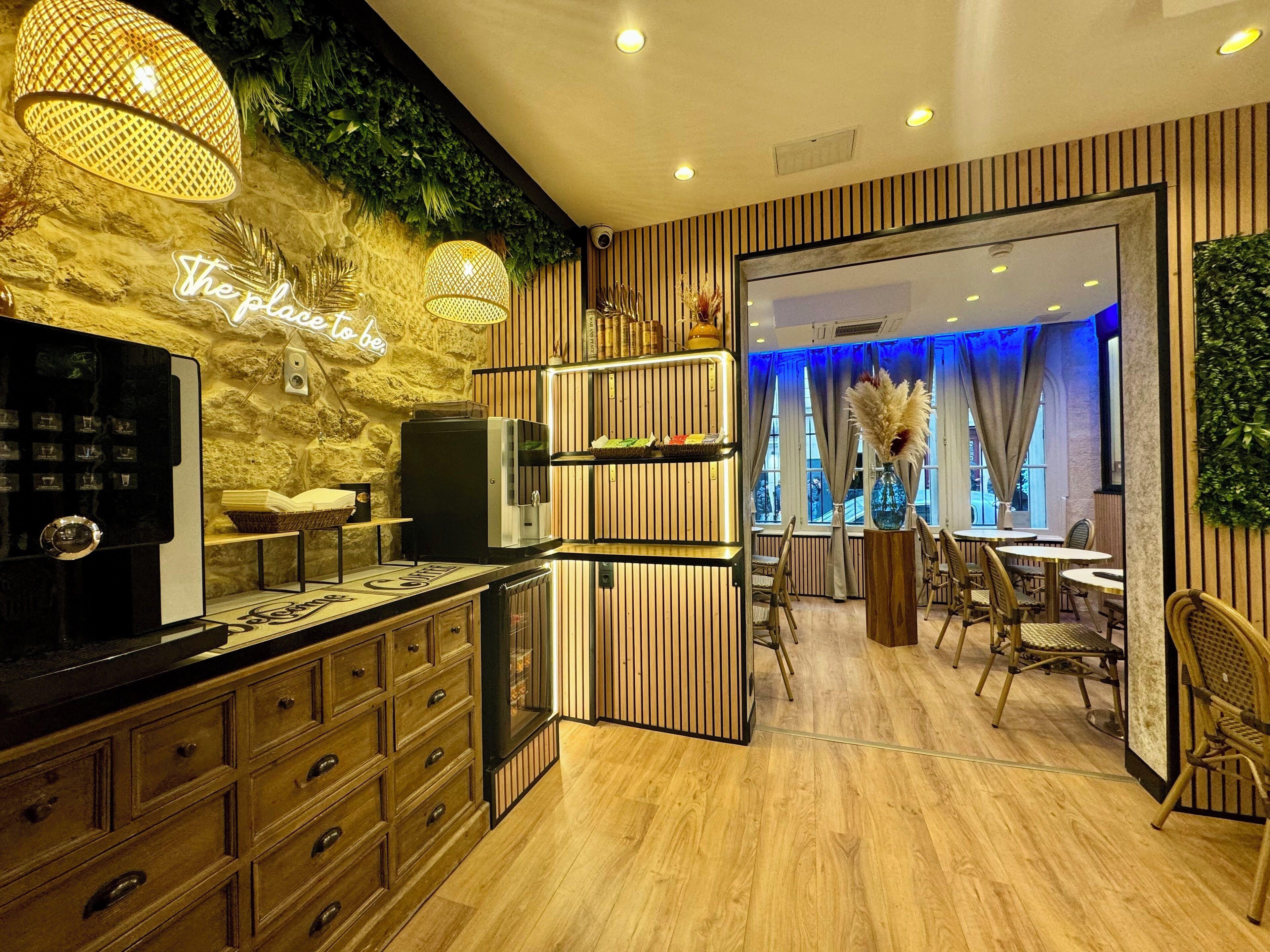 Nation Montmartre Hotel 3*