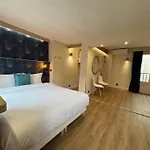 Hotel Nation Montmartre Paris