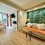 Nation Montmartre Hotel Paris