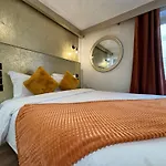 Nation Montmartre Hotel 3*