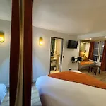 Nation Montmartre Hotel Paris