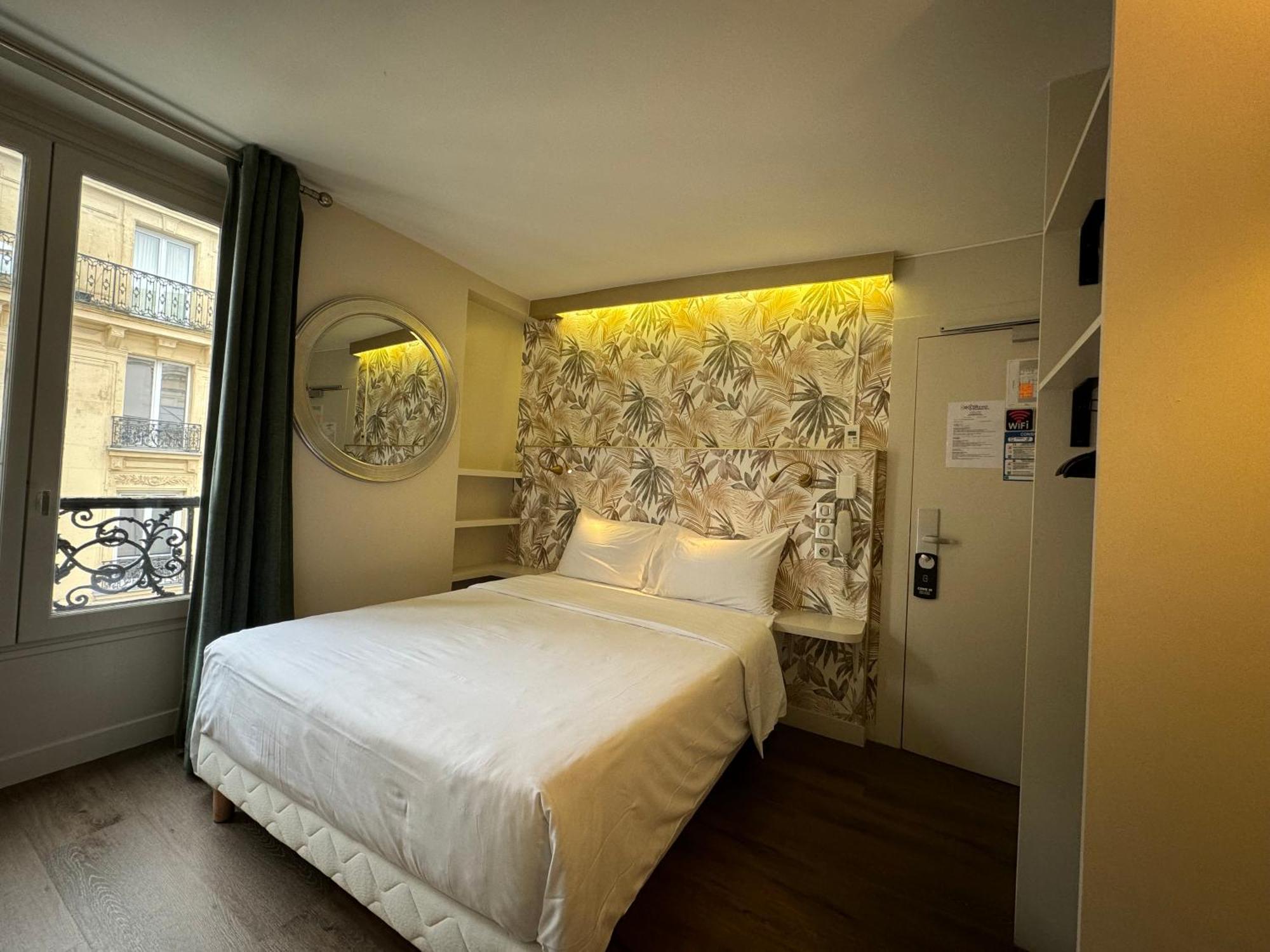 Hotel Nation Montmartre 3*