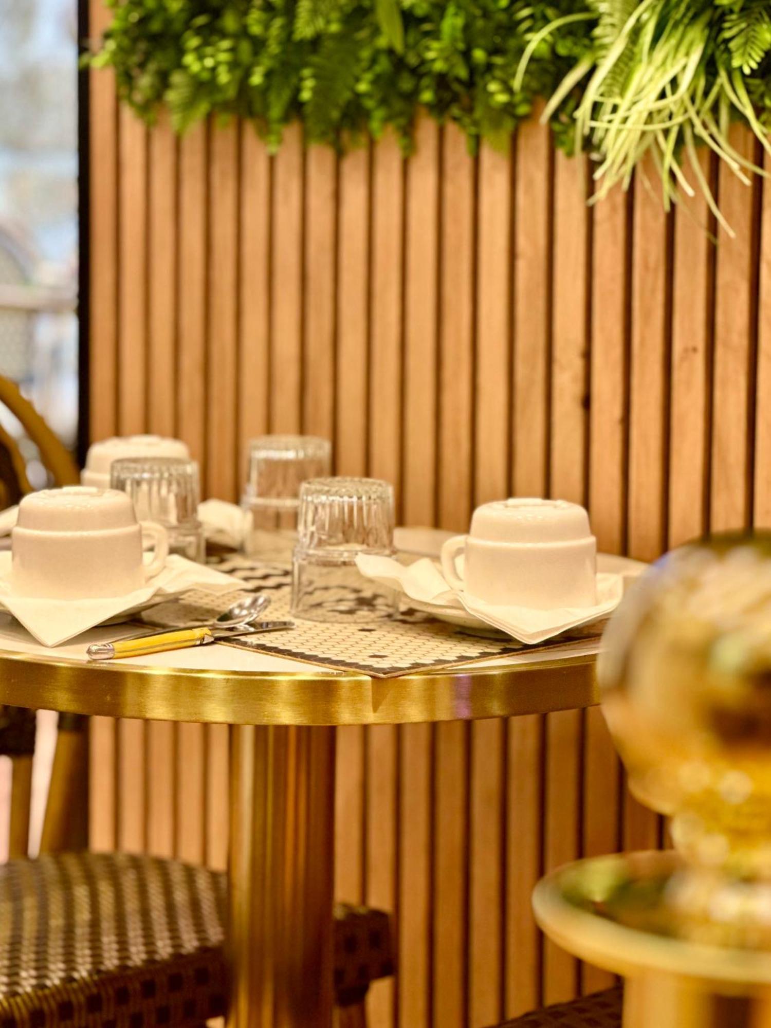 Nation Montmartre Hotel Paris