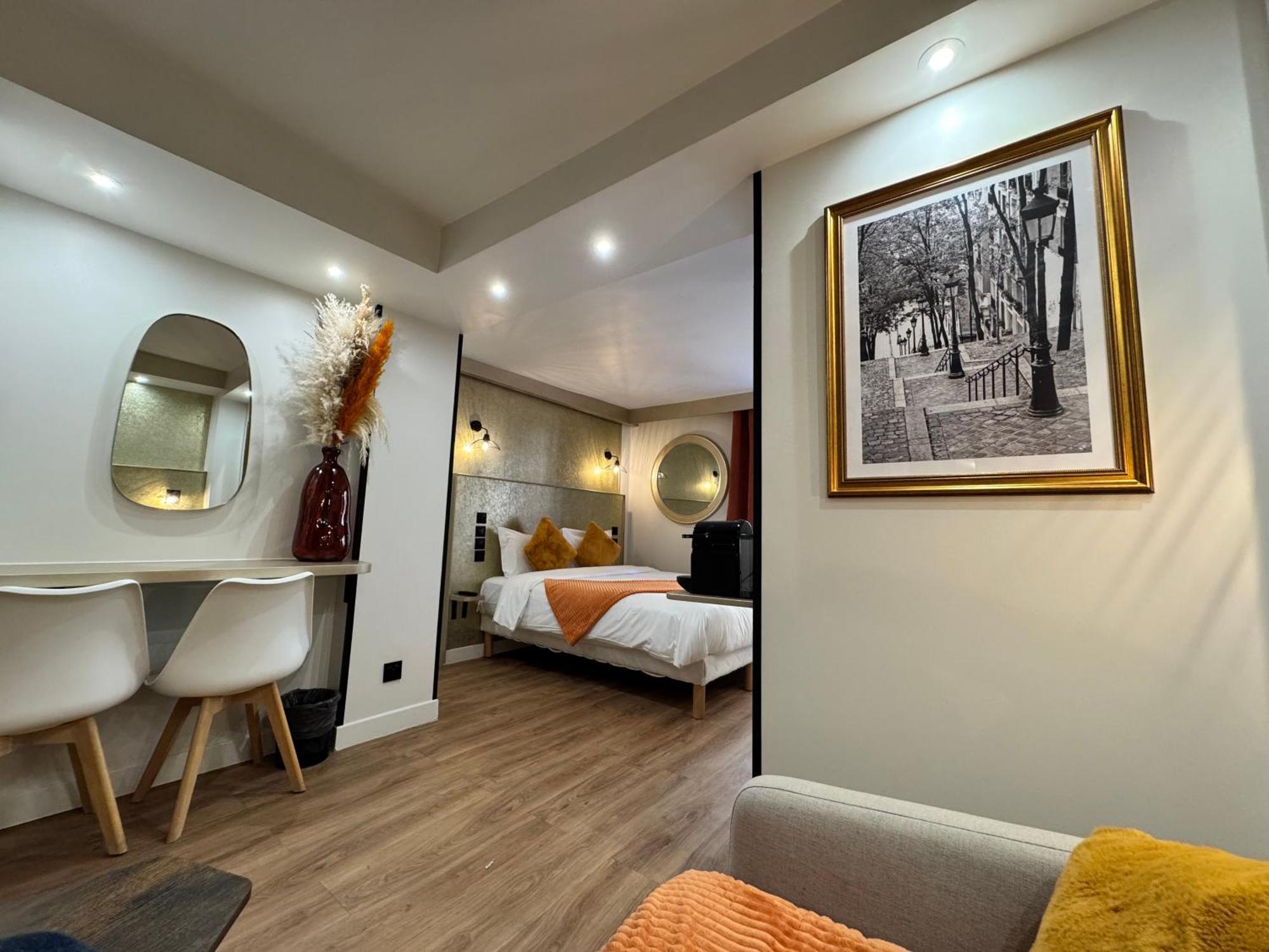 Hotel Nation Montmartre 3*